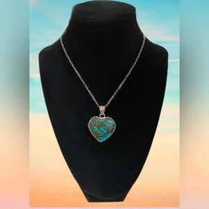 Boho Western Turquoise Heart Pendant Necklace Silver Plated Metal Bezel 18”
